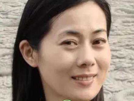 女人借钱救受伤的丈夫,许诺没钱还就嫁给他⑤ #内容过于真实 #电影 #影视 #诚信