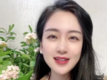 #抖音热点宝 重磅推出24大特色榜单,图文榜、热词榜、种草榜话题榜火力全开,助力创作者更好创作高质量好作品。不要再说没有创作方向、没有创作灵感了,抖音22大垂类榜单全量数据,官方超好用的工具狂飙起来吧!#干货分享 #短视频 #短视频创业 #知识分享 #抖音热门#自媒体创业 @洛利 @洛利轻创业