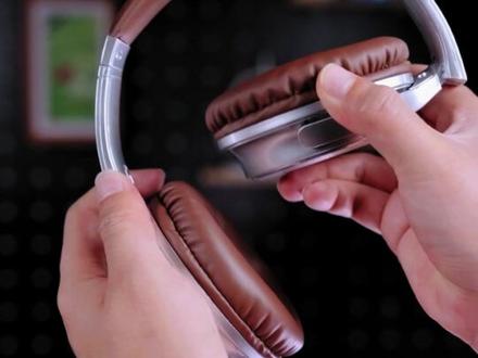 百元内靠谱头戴式蓝牙耳机,学生党必备的高颜时尚单品 #头戴式耳机 #学生党必备 #蓝牙耳机