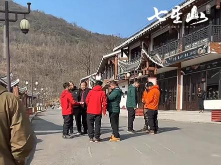 跨越山河去见你,全网都说我们很适合#爱情 #荒野恋综