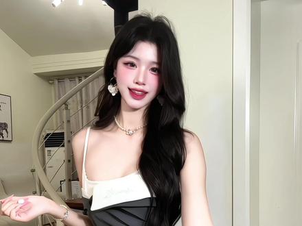 老婆们 这件怎么样 #ootd穿搭#慢摇#大波浪#甜美#手势舞