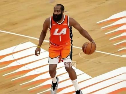 12月29日,伦纳德开启“机器卡”模式,暴走砍下55分+11篮板+5抢断+3盖帽,直接掀翻东部第一的活塞,赢取4连胜!
#nba #伦纳德 #哈登 #快船 #活塞