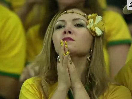 有球迷表示,德国队的运气都在14年巴西世界杯用完了!本期带您回顾巴西1-7德国,一场史诗级惨案的比赛!#唯有足球不可辜负 #足球 #世界杯 #dou来足球季 #体育精神