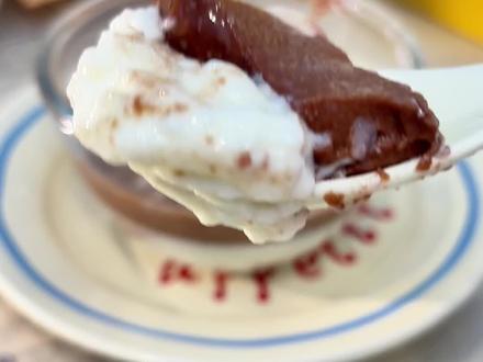 巧克力冻双皮奶 东西方可食用固体胶大比拼#抖音年味争霸赛#巧克力冻双皮奶 #双皮奶 #你不知道的美食冷知识 #冷知识科普