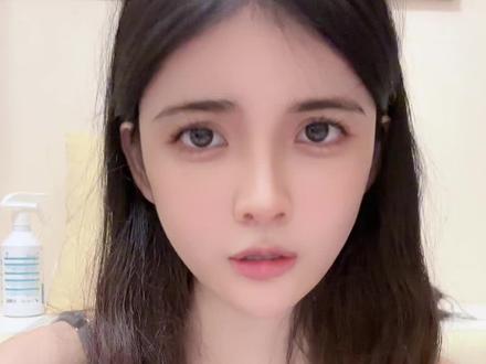 半夜睡不着 可能习惯了摆摊作息 又来发视频了