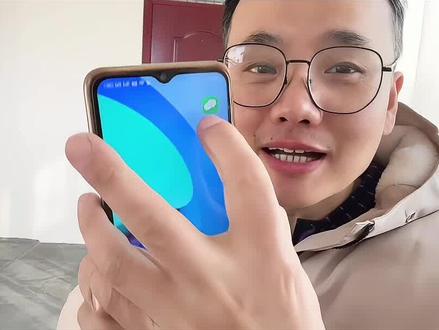 30秒教你轻松更改微信图标#手机实用小技巧 #手机使用小技巧 #手机实用技巧 #手机使用技巧 #内容启发搜索 @DOU+小助手