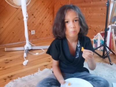 中法芒果干大比拼#英语口语 #每日亲子英语 @抖音小助手 @抖音美食