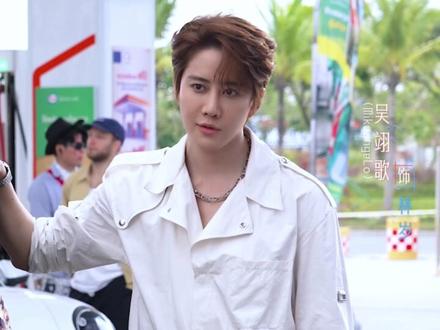 #双轨杀青特辑 愿暮暮朝朝都与爱相伴,期待再相遇!#双轨 #虞书欣 #何与