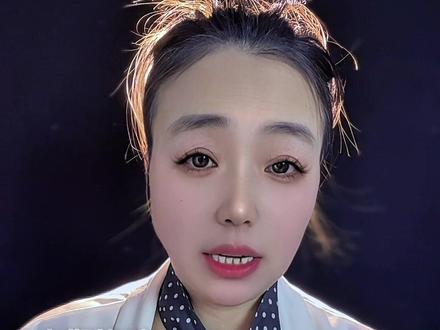 国内公认最大贩卖人体器官案是2010年郑伟团伙非法贩肾案,9个月内非法摘取51枚活体肾脏,涉案金额1034万元,15人获刑,组织者郑伟被判12年,是我国被公诉的最大组织出卖人体器官案 @抖加🔥上热门🔥dou+🔥热点宝