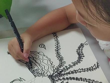 #一起学画画
6岁宝贝绘画《凤凰》