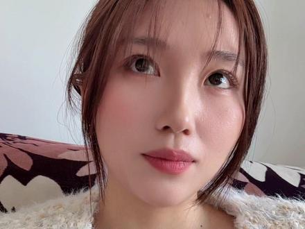 笑发财了,已经到了谎报年纪还比别人大好几岁的时候了!#这么诚实的妹子 #健身日常