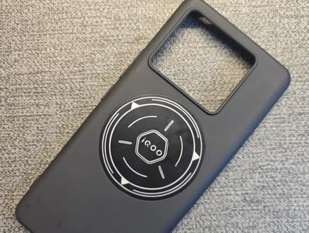 IQOO neo8pro散热手机壳,客户自寄壳定制#iqooneo8pro手机壳 #散热手机壳 #手工制作