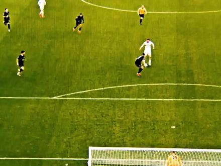 1米98 的身高不会头球,如今却价值9000万欧 #dou来足球季 #沃尔特马德