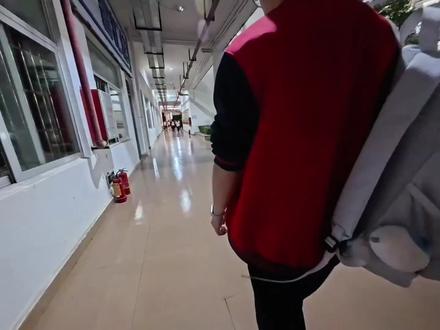 每次下晚自习都带着杂糅的感觉#晚自习 #高中生#岑溪二中