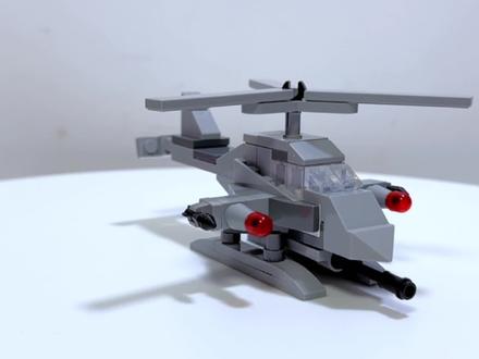 教大家用几块积木搭建一架武装直升机#乐高moc #拼装模型 #积木玩具 #玩积木的王子