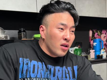 练背阔后束更有感觉的原因与改善方法。另外,新发型怎么样?#肌肉梦想家 #啤酒肚 #钢鲨 #猛鱼 #背阔肌训练