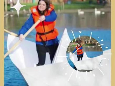 用纸叠的船还能载人?下水的瞬间,有趣的现象发生了#涨知识 #科普 #纪录片