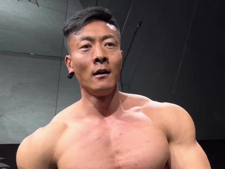 #健身饮食 #健体徐霞客 各位周末好,正能量!!!