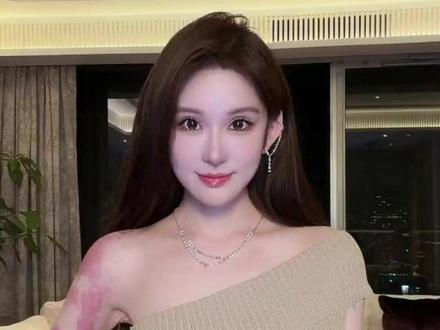 修身显瘦上衣 #梨形身材夏日上衣搭配#当微胖女生想尝试韩系淑女风时#不靠建模靠穿搭#微胖就这么穿#618买手请回答lele 夏季新款修身显瘦斜肩无袖背心上衣 2605146SY