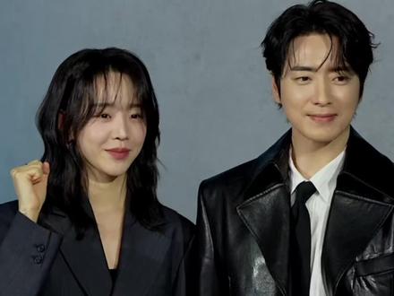 申惠善|李浚赫新剧《莎拉的真伪人生》发布会#申惠善 #李浚赫 #穿搭 #韩剧 #美出高级感