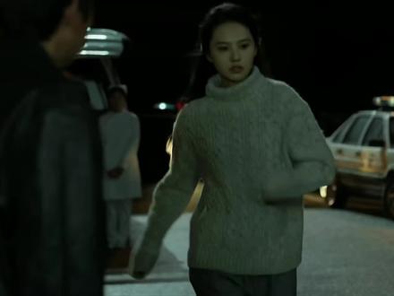 黑夜告白 剧情最终猜想 黑夜告白24集最新剧情解读:尧信成才是元龙里案终极大BOSS,尧信成是乔素清的上线,尧信成是魏阳最大的地产商,直接控制了乔素清、孙大钧、金满廊,与派出所长瞿大海勾结,制造策划整个元龙里失踪案,乔素清是最高级别的执行者,你觉得可靠吗?#黑夜告白 #案情分析 #尧信成 #乔素清 #大结局