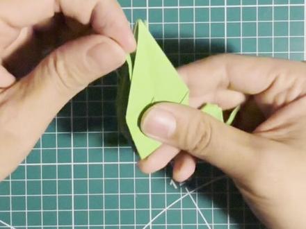 青蛙超详细折纸教程(适合零基础亲子互动)
#幼儿手工折纸 #亲子手工diy #折纸 #亲子互动 #手工创作