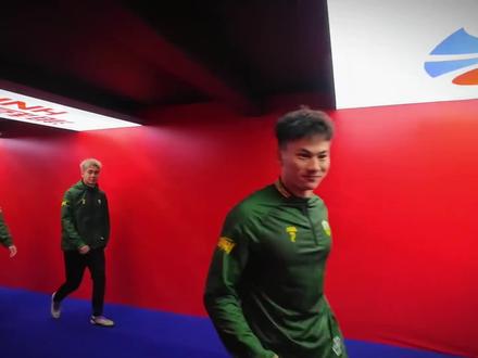 今年在友阿和湘超队员一起跨年!
#湘超 #湘超郴州队 #湘超总决赛已开启购票预约通道 #2025湘超决赛26号二次开票 #跨年