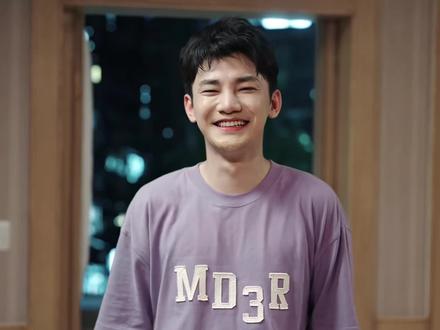 妈妈寿终正寝到70岁,他陪了她一生