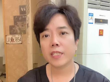 夏天的颜色 暗波尔多红#宝藏发型师pk赛 #福清高级感染发 #福清显白发色 #福清设计师希哥 @DOU+小助手