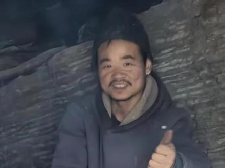 苗王的“荒野清醒”:在流量洪流中坚守本真 #百姓关注主播说 @治麟不是志玲