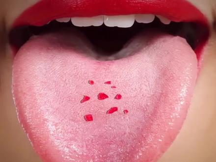 跳跳糖为什么能跳?