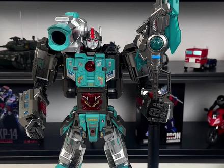 又能变形机器人还能变大狙这是每个男孩的梦想吧!!!#变形玩具 #玩具枪 #男孩子的快乐