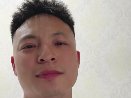 之前给张雪张总发的疑问,他回复得超级及时!心里悬着的那块石头终于落下来了~现在就安安静静待我的820啦,真的很感谢张总@张雪的机车
#张雪机车 #张雪820rr #创作者激励计划