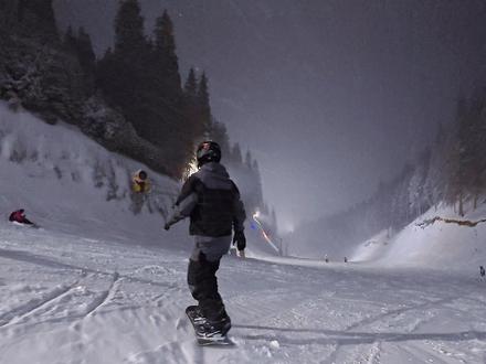 人生最美好的事情就是美梦成真! #乌鲁木齐#丝绸之路 #室外滑雪