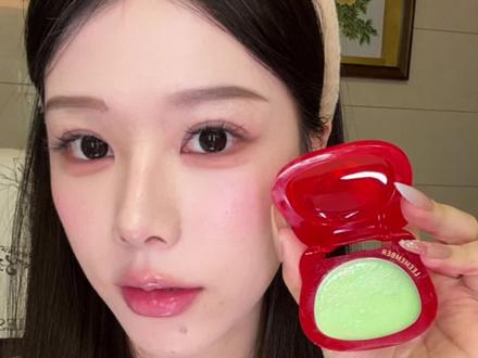提升整个妆容质感只需要一块水光膏!#美妆 #水光膏 #腮红 #水光肌 #腮红膏