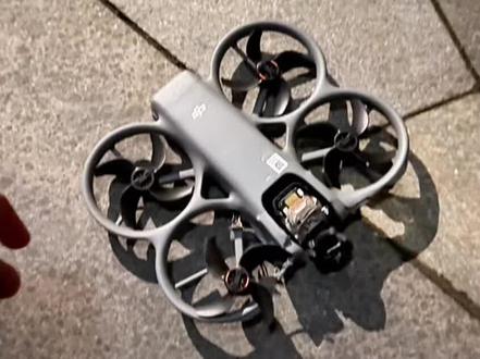 两分钟带你了解大疆AVATA360! 有幸参与长达5个半月的AVATA360内测,这绝对是一台能给你惊喜的全景无人机!后续也会分享更详细的体验感受!#大疆#大疆AVATA360 #大疆全景航拍 #大疆无人机 #穿越机fpv