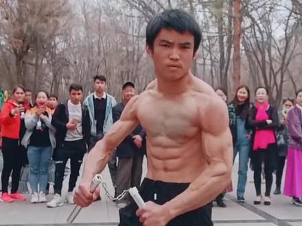 吴京和我来一场综合格斗#贵州皮香远