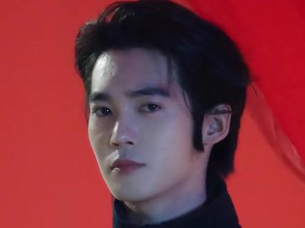 优雅与野性共生!内娱“爱马适”还得是他 又来看于适骑马啊
#于适 #于适策马执旗帅爆了 #于适骑射 #于适美学 #于适yosh