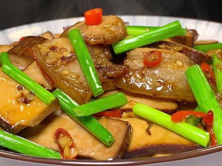 一道简单又家常的鸡蛋干豆腐,做出来鲜香入味,好吃又下饭 #家常菜