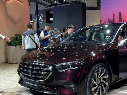 2024款奔驰E300,跟老款比,你怎么看?