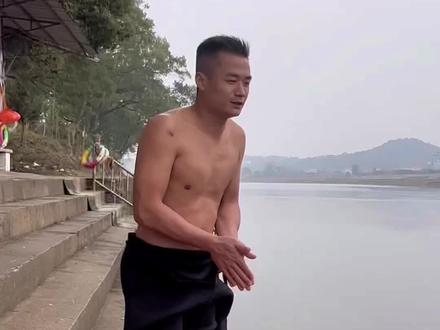 #公开水域游泳 #浏阳 #冬泳 #胶衣 真的可以御寒…