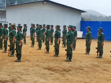 五个国家女兵训练,印度训练像耍猴,缅甸佤邦训练把我震撼到了