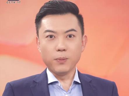 什么情况?我国自主研发花卉新品种以网友二舅命名! #刘宝华月季 #月季花 #宝华月季 #媒体精选计划 @植物眼