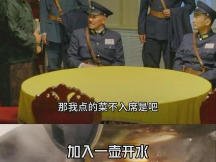 马主席爱吃的的猪肉白菜炖粉条,热乎乎的来上一碗,整个人都舒服了!#猪肉白菜炖粉条 #炖菜 #好吃到爆