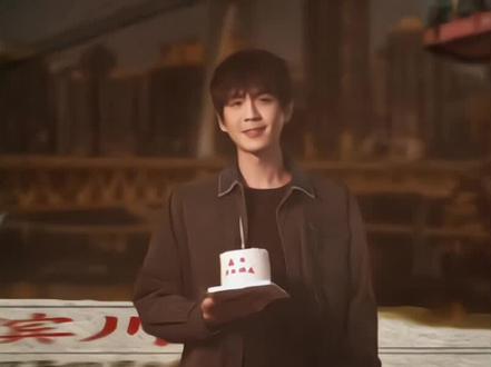 人之初最新剧情 直到高风和吴国豪父子关系 曝光,他尘封了多年的秘密才被揭开#人之初 #王景春 #悬疑 #新剧来袭