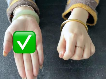 和田玉正确叠戴方法!很多人都不知道~ #和田玉 #和田玉手镯 #原相机 #热门