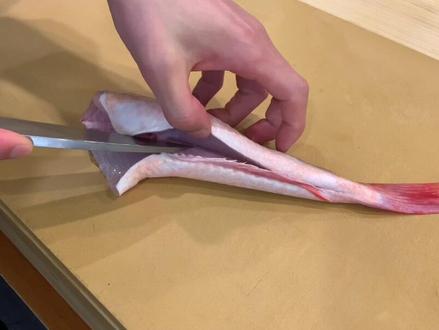 鲂鮄鱼寿司 回复 @🌻胖的评论 解说的没人看啊 #美食创作人计划 #嗦丢 #这不得寿司 #抖音美食创作者 #抖音美食推荐官