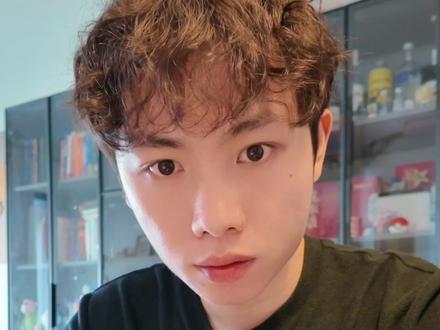 素材能不能跑量,往往在开头就已经决定了,差异化的开头前3秒能勾住人,点击率转化率都不会差,消耗自然也跑的动,今天分享这几个常见的开头类型#千川素材消耗不动 #千川投放技巧 #千川代运营 #千川代投#千川全域流量怎么投