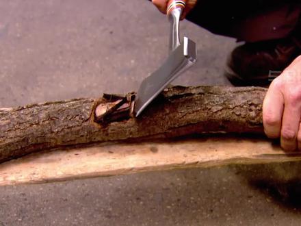 一块粗钢坯先煅烧再冲压,变身成为实用工具,工厂制作斧头全过程#锻造 #斧头 #制作过程 #工厂