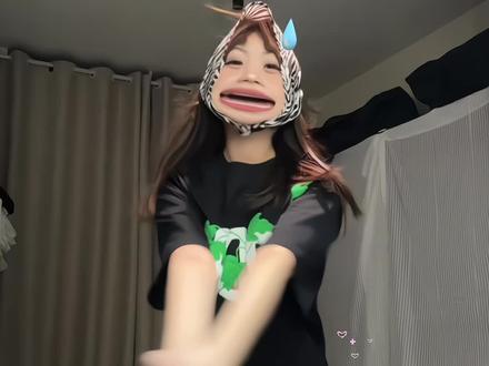 嗯嗯要和好先给我拍一遍这个
#亲爱的别生气了 #亲爱的别生气了变装挑战 #舞蹈分解